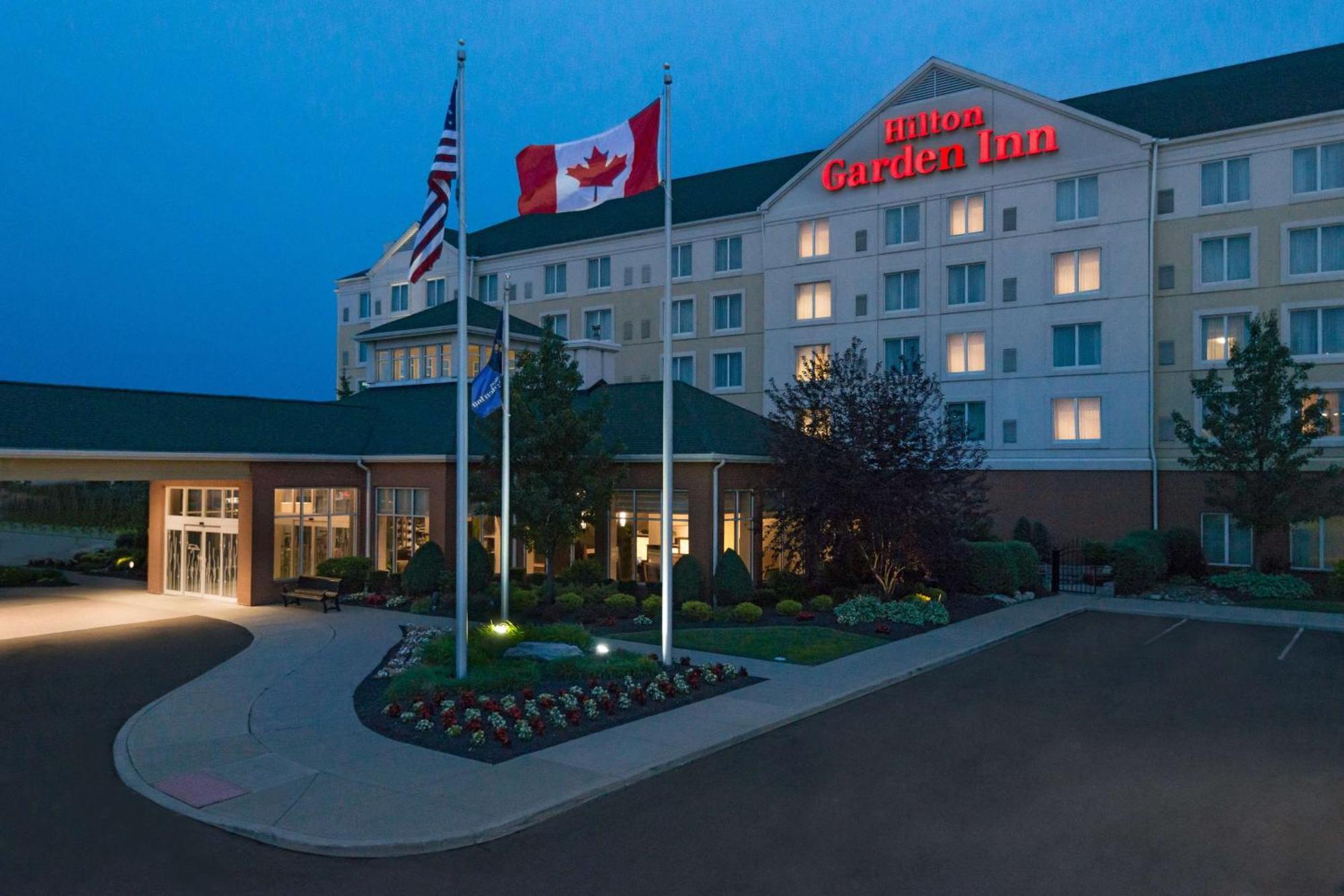 Hilton Garden Inn Buffalo Airport Cheektowaga Ngoại thất bức ảnh